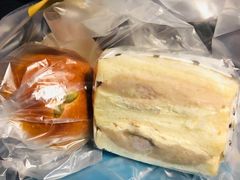 -沁屋面包店(人民东路店)