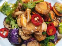紫山茄拌扇贝-味莊·青岛菜(石老人店)