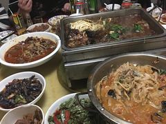 -新天明砂锅鱼头煲