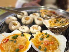 -围炉肉舍•炭烤活鳗•丹东海鲜烤肉(步行街店)