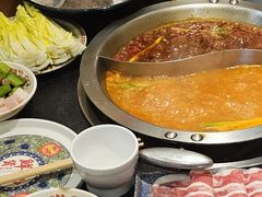 木瓜番茄鸳鸯锅-沸炉重庆老火锅(军事博物馆店)