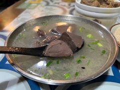 特色猪血汤-阿灶卤煮老店·姜母鸭(五店市总店)