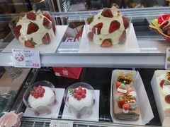 -花花卷卷·鲜食蛋糕(静安久光百货店)