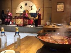 -白乐天毛肚火锅馆(解放碑店)