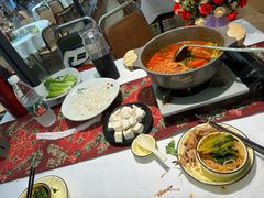-刘姐啤酒鱼民族演艺餐厅(西街总店)