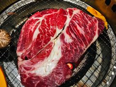 -山川小町·极番烧肉(新地假日广场店)