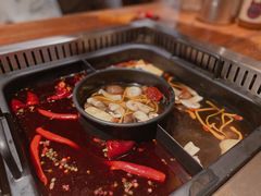 -老牌坊云南鱼豆花火锅(爱建店)