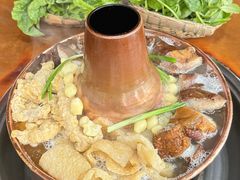 -岳记兴隆·青城腊排铜火锅(融创店)