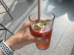 -星巴克臻选(上海合生汇1F店)