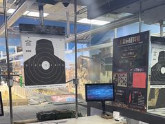 -都市枪神实弹射击俱乐部