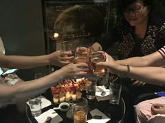 -TASTE ROOM Bar