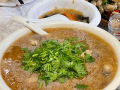 蚵仔大肠面线-光头匠