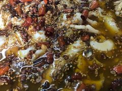 酸菜鱼-黑皮酸菜鱼(三山街店)