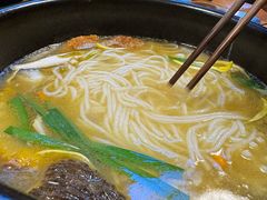 -银米·云南传统过桥米线(双廊黑金冠店)