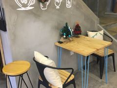 用餐区-研麦家面包(亚泰华府店)