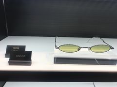 -Gentle Monster(Galleria百货狎鸥亭店)