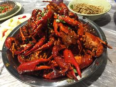 -巴厘龙虾·榜首油焖大虾(音乐学院·沿江酒馆店)