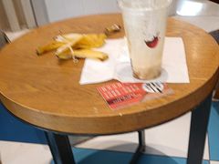 -85度C(生甜甜圈研究工坊·上海局门店)