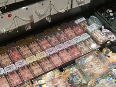 -潮品挚尚(五角场苏宁易购店)