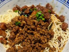 招牌辣肉干拌面-辣肉面大王(天平路店)