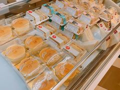 -85度C(生甜甜圈研究工坊·上海平凉店)
