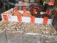 -元朗政府合署暨大桥街市