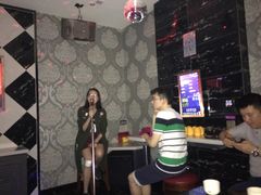 -麦霸KTV(光谷店)