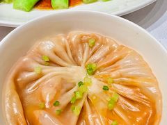 鲜蟹肉龙虾汤包-北京厨房(SKP店)