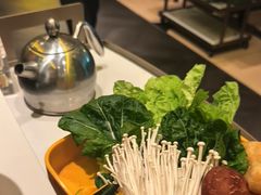 -润园四季椰子鸡火锅(卓越INTOWN店)