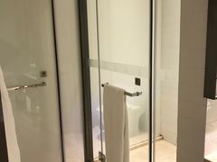 -国际青年会议酒店