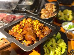 黄豆烤猪蹄-伍丁·烤牛肋(和平东桥店)