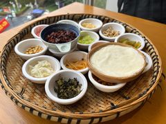 -包整·丝娃娃(一览甲秀楼风景店)