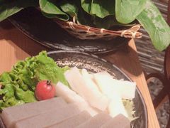 -湊湊火锅·茶憩(南京东路悦荟店)