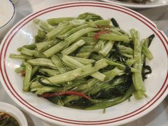 -明本湛江鸡•海鲜小厨(陈家祠店)