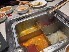 -海底捞火锅(银泰中心店)