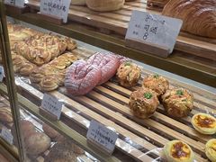 -提亚烘焙·手作面包·生日蛋糕(七星店)