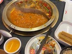 -沸炉重庆老火锅(军事博物馆店)