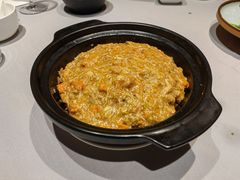 蟹黄煲仔饭-屋里厢上海菜馆