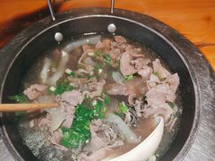 -大众跷脚牛肉馆·非遗传承单位(峨眉山店)