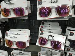 -迪卡侬(西三旗店)