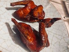 脆皮妙龄鸽-新荣记(新源南路店)