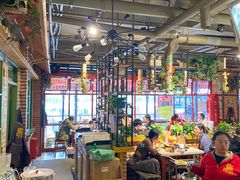 大堂-钢管厂歆瑞源油卤串串香(春熙路太古里店)