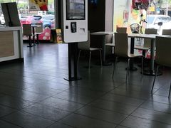 大堂-麦当劳(东坑店)