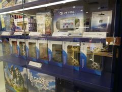 游戏手柄-Sony Store 索尼(上海淮海中路店)