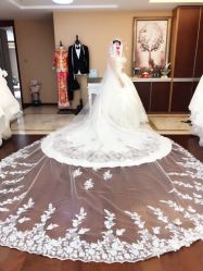 -拉瑞娜LaReine婚纱礼服高级定制