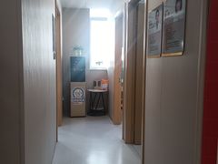 -上海大学附属上海和平眼科医院