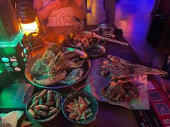 -夜火烤摊·东北烧烤酒场·老杨小黄鱼