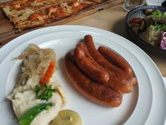 -LENBACH兰巴赫西餐啤酒坊(大连东港店)