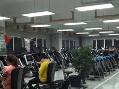 -一公里健身(龙湖紫都城店)