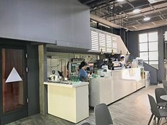 -ADO KAFE(大学城店)